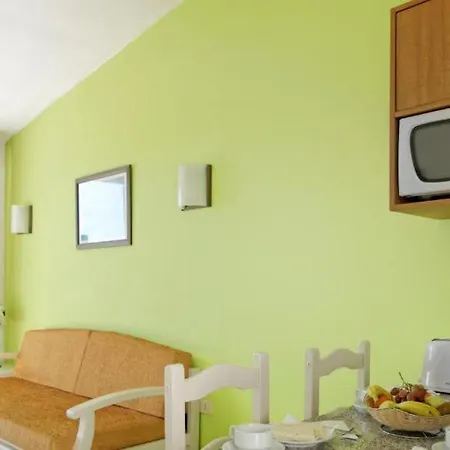 Apartment Monteparaiso 2 *